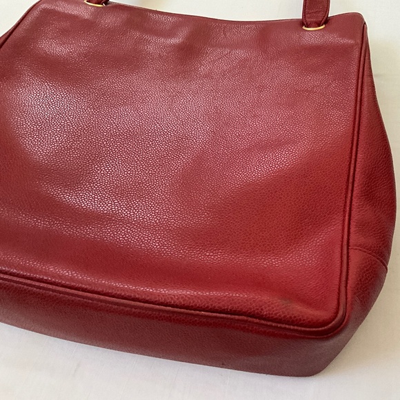CHANEL Vintage CC Caviar Leather Shoulder Tote Red - Picture 9 of 16